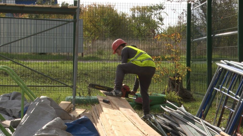 Денис Пушилин: Впервые за 40 лет капитально отремонтируем детский сад «Дюймовочка» в селе Бердянском Мангушского округа Денис Пушилин: Впервые за 40 лет капитально отремонтируем детский сад «Дюймовочка» в селе Бердянском Мангушского округа