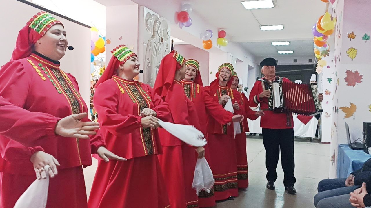 Ко Дню народного единства: кулинарный фестиваль прошёл в Донецком техникуме пищевой и перерабатывающей промышленности Ко Дню народного единства: кулинарный фестиваль прошёл в Донецком техникуме пищевой и перерабатывающей промышленности