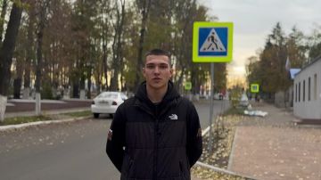 Он знает город как свои пять пальцев!