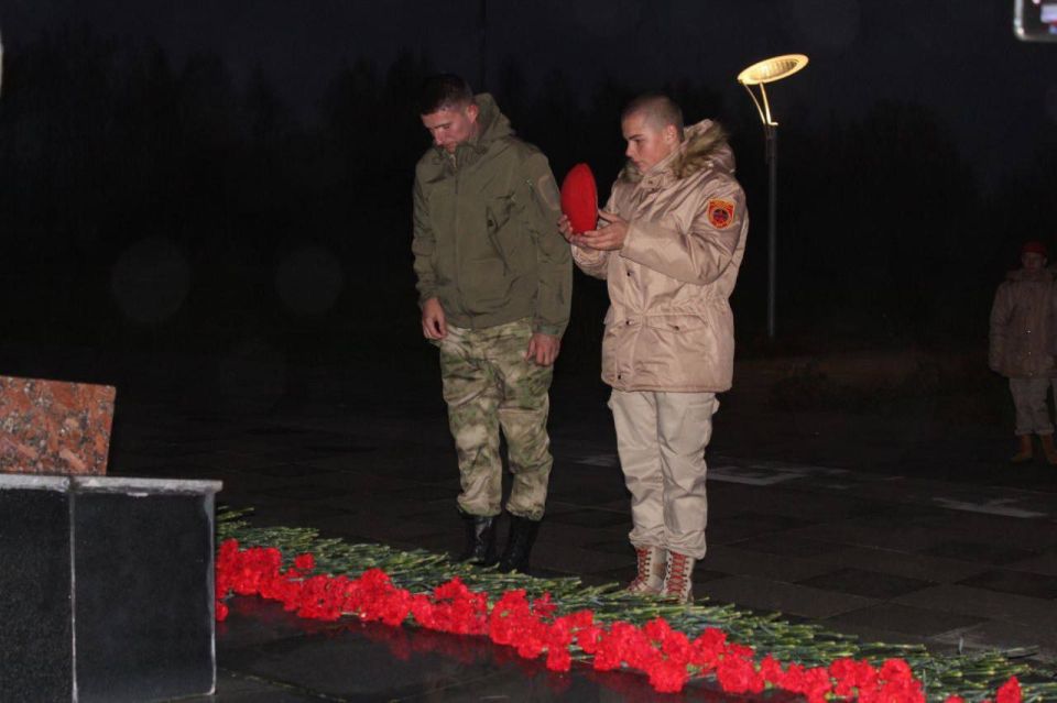 В рамках программы "Большое путешествие" юнармейцы Волновахского Дома Юнармии совершили важный и трогательный визит В рамках программы "Большое путешествие" юнармейцы Волновахского Дома Юнармии совершили важный и трогательный визит