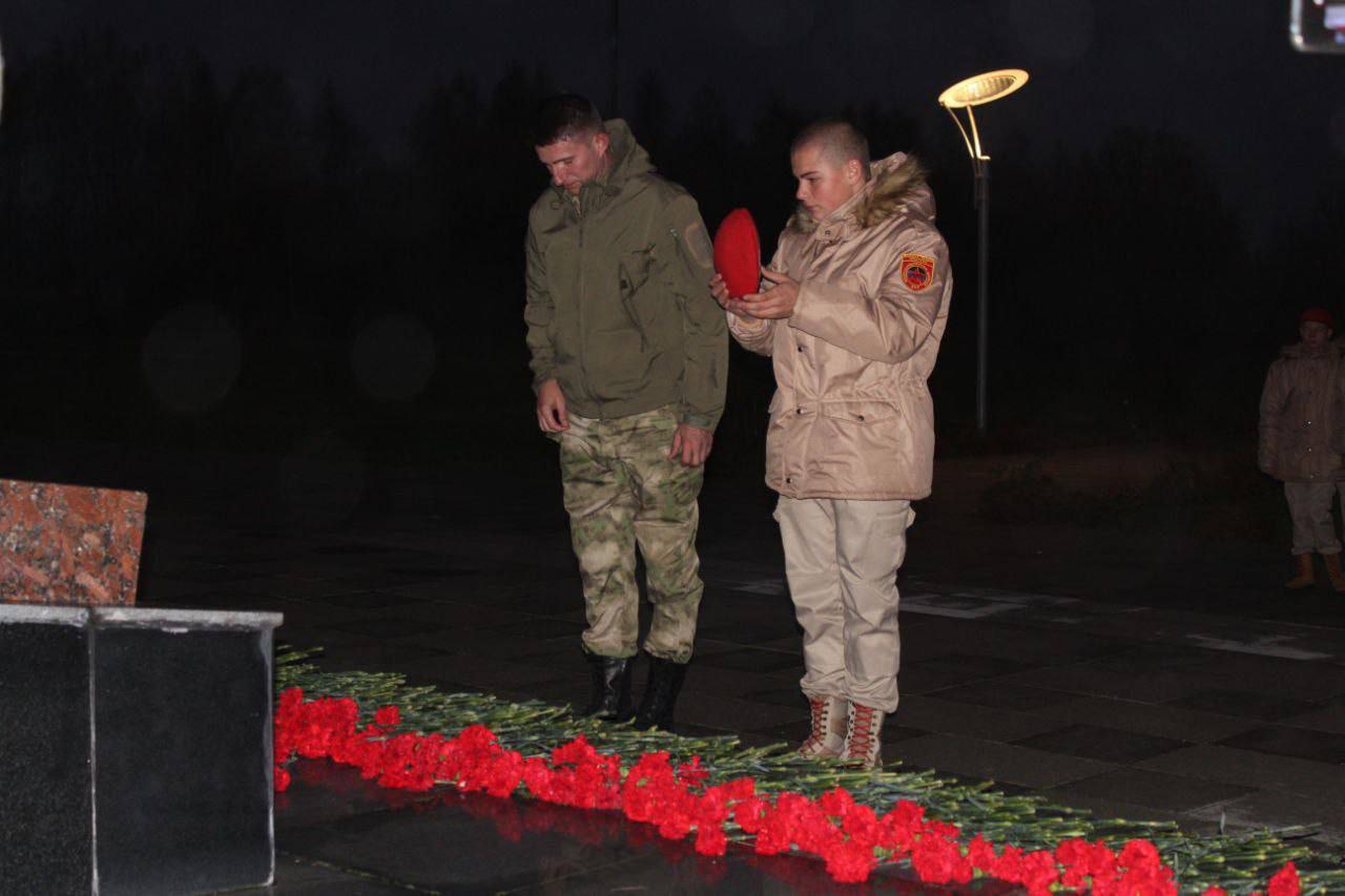 В рамках программы "Большое путешествие" юнармейцы Волновахского Дома Юнармии совершили важный и трогательный визит В рамках программы "Большое путешествие" юнармейцы Волновахского Дома Юнармии совершили важный и трогательный визит