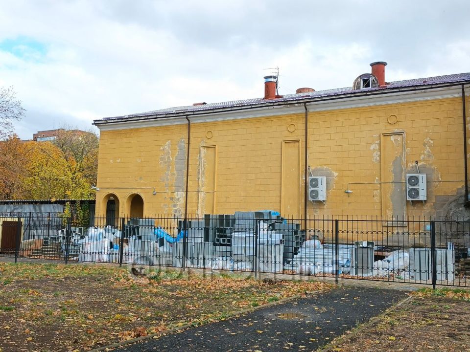 Продолжается ремонт Донецкого театра кукол Продолжается ремонт Донецкого театра кукол