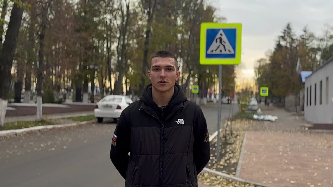 Он знает город как свои пять пальцев!