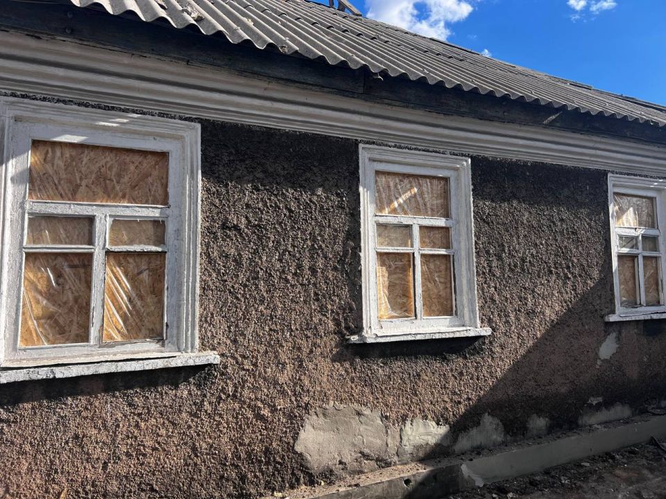 Александр Пеняев: От лица жителей Ясиноватского муниципального округа выражаю искреннюю благодарность шефу региону— Челябинской области — за неоценимую помощь и поддержку в ликвидации последствий вражеского обстрела... Александр Пеняев: От лица жителей Ясиноватского муниципального округа выражаю искреннюю благодарность шефу региону— Челябинской области — за неоценимую помощь и поддержку в ликвидации последствий вражеского обстрела...