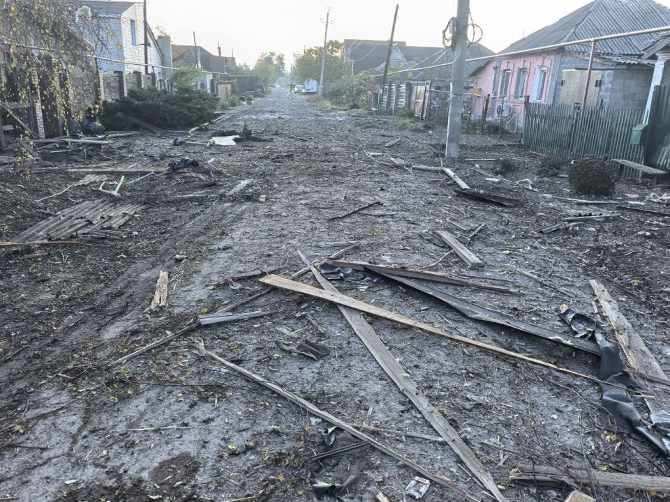 Американские HIMARS снова убивают мирных: ВСУ ударили по Ясиноватой, погибла семья Американские HIMARS снова убивают мирных: ВСУ ударили по Ясиноватой, погибла семья