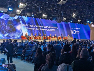 Михаил Желтяков: Принимаю участие в Международном форуме сотрудничества, который проводится в рамках празднования 100-летия народной дипломатии в России, в том числе в сфере культуры