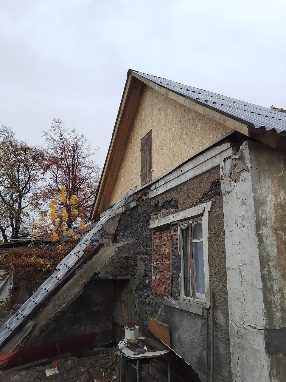 АВДЕЕВКА. На улице Пушкина, завершены восстановительные работы жилого дома, пострадавшего в ходе боевых действий АВДЕЕВКА. На улице Пушкина, завершены восстановительные работы жилого дома, пострадавшего в ходе боевых действий