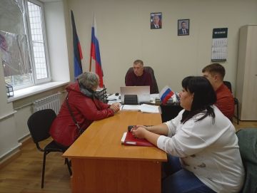 Заместитель главы администрации Волновахского муниципального округа Олег Сидоренко провел прием граждан