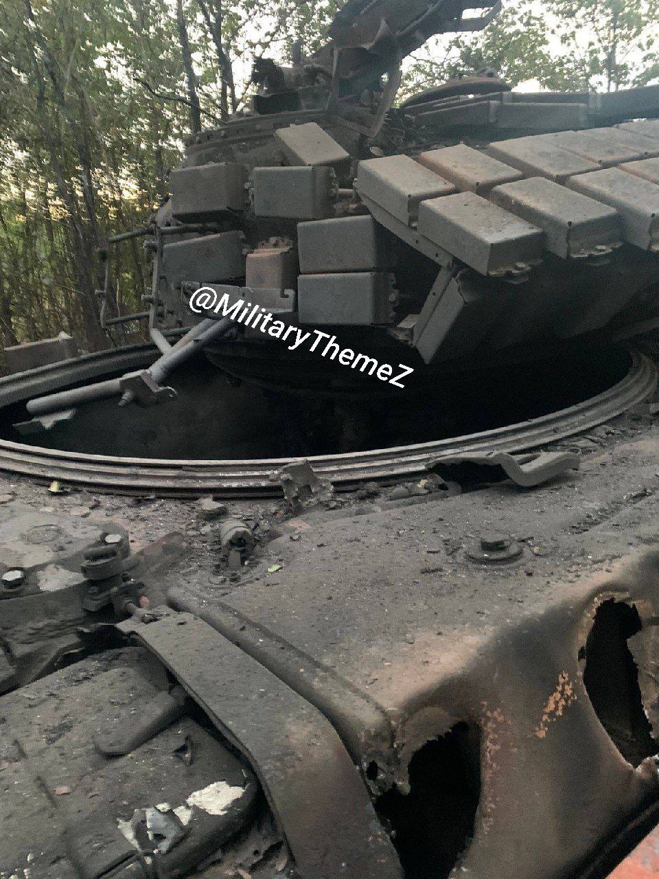 Уничтоженный танк Т-64БВ с мангалом ВСУ на просторах ДНР Уничтоженный танк Т-64БВ с мангалом ВСУ на просторах ДНР