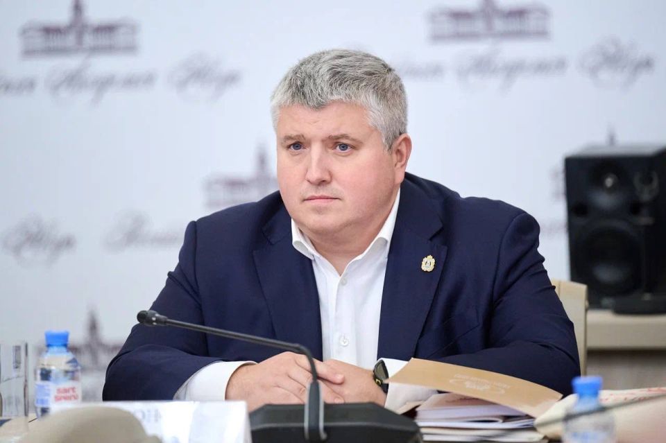 Ольга Любимова: Приняла участие в заседании Попечительского совета Новгородского музея-заповедника Ольга Любимова: Приняла участие в заседании Попечительского совета Новгородского музея-заповедника