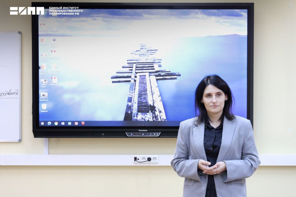 Уникальный опыт в градостроительстве: студенты МАРХИ разработали концепции развития Горловки ДНР Уникальный опыт в градостроительстве: студенты МАРХИ разработали концепции развития Горловки ДНР