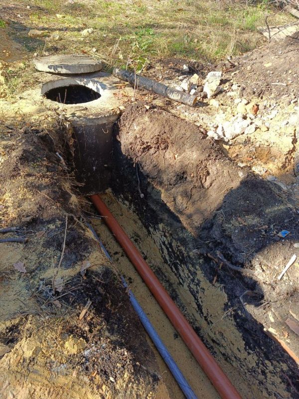 Подрядчики Нижегородской области монтируют сети водоснабжения в филиале КУПНО в Харцызске Подрядчики Нижегородской области монтируют сети водоснабжения в филиале КУПНО в Харцызске