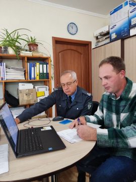 22-23 октября сотрудники отдела государственного земельного надзора и контроля в области обращения пестицидов и агрохимикатов по ЛНР Управления Россельхознадзора по ДНР и ЛНР провели профилактические визиты в...