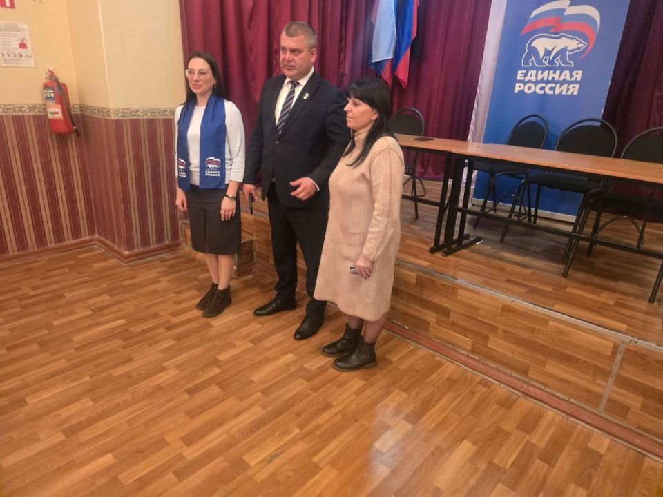 Встречи с трудовыми коллективами в Ленинском районе города Донецка продолжаются Встречи с трудовыми коллективами в Ленинском районе города Донецка продолжаются