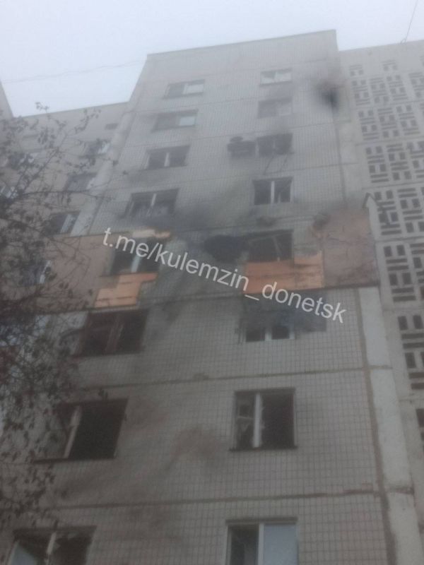 Два человека погибли и один ранен после ночного удара по Донецку Два человека погибли и один ранен после ночного удара по Донецку