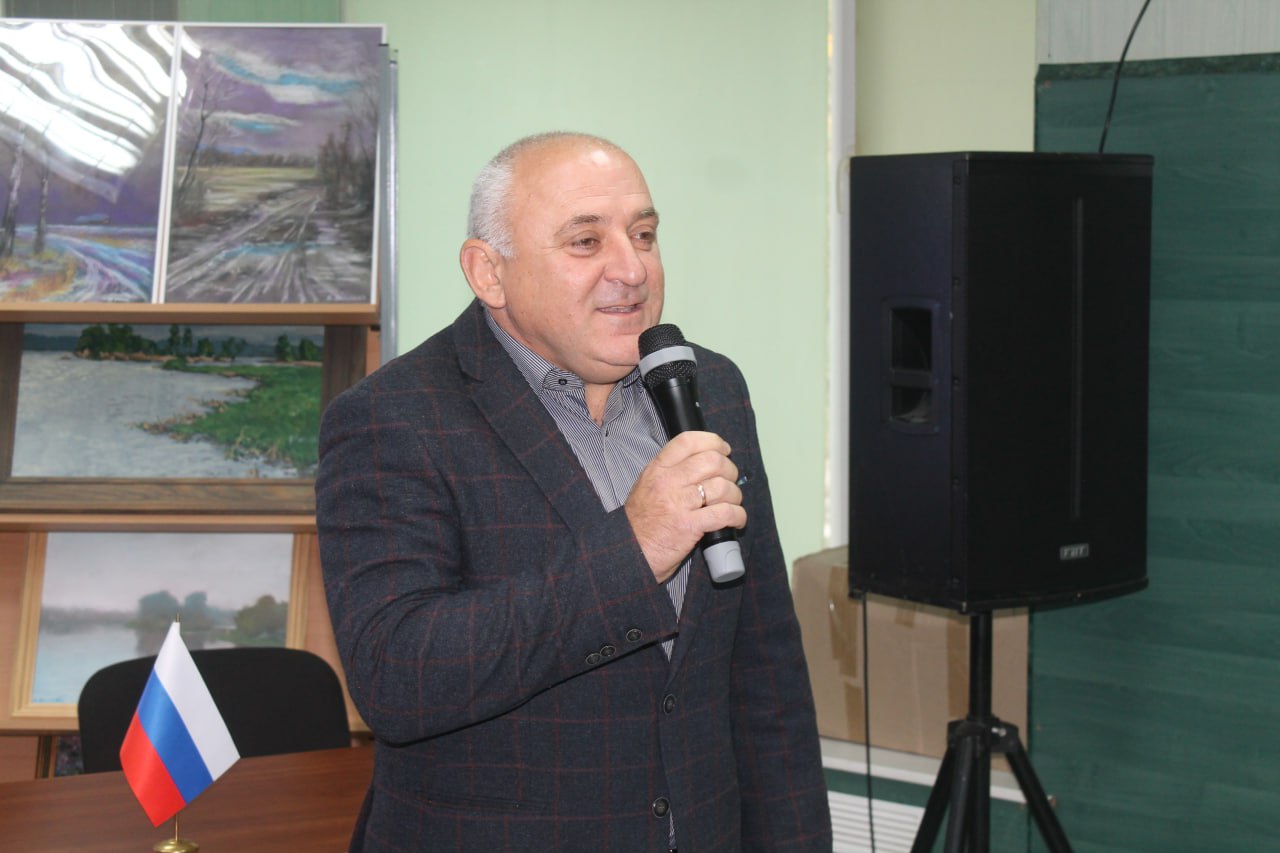 Сердца, полные любви: в Мангушском округе чествовали опекунов Сердца, полные любви: в Мангушском округе чествовали опекунов