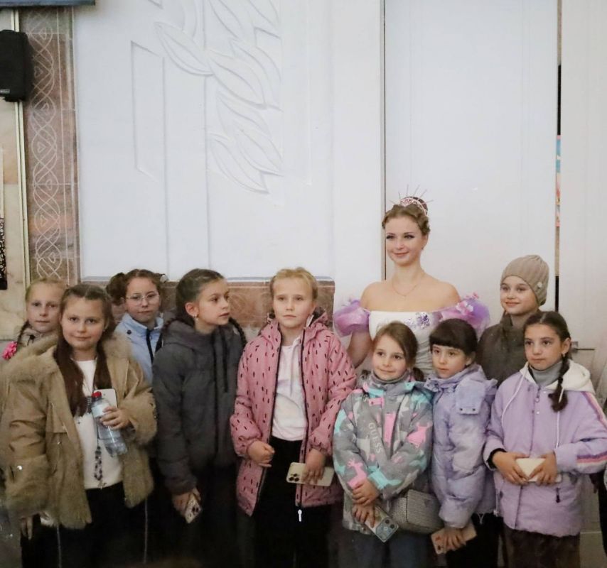В Мариупольском театре прошли показы спектаклей для детей В Мариупольском театре прошли показы спектаклей для детей