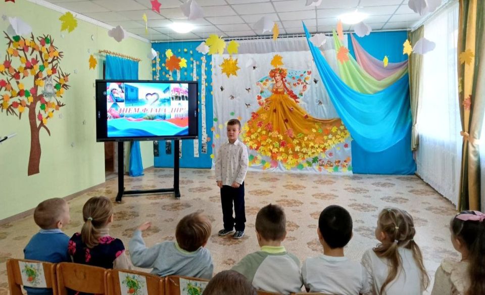 Празднование Дня флага ДНР в Торезе Празднование Дня флага ДНР в Торезе