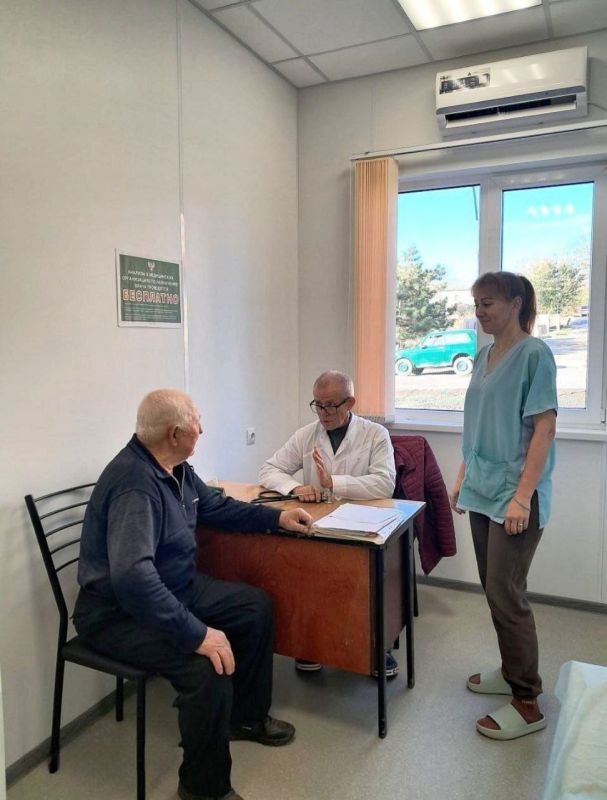 Специалисты Республиканского онкологического центра имени профессора Г. В. Бондаря продолжают проводить выездные приемы в районах ДНР Специалисты Республиканского онкологического центра имени профессора Г. В. Бондаря продолжают проводить выездные приемы в районах ДНР