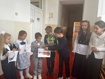 Денис Зубов: Порядка 150 тысяч учеников, студентов и их родителей приняли участие в акции «Учиться в Донбассе»