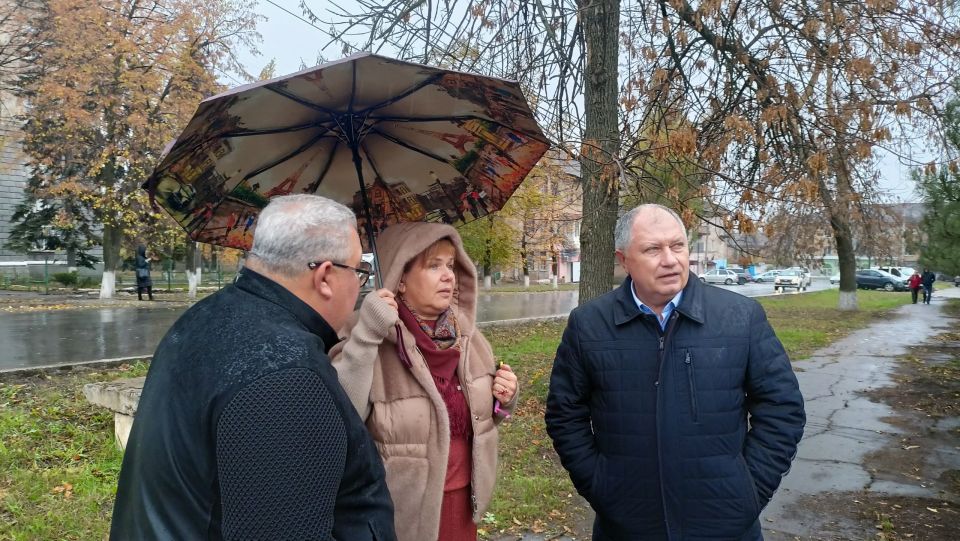 Игорь Мартынов: Повторный объезд торговых объектов на площади Бурмистрова Игорь Мартынов: Повторный объезд торговых объектов на площади Бурмистрова