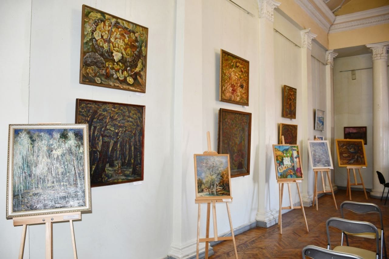 «Краску в краску, чувства в чувства»: В Донецке открылась выставка памяти Григория Тышкевича «Краску в краску, чувства в чувства»: В Донецке открылась выставка памяти Григория Тышкевича