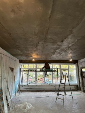 Владимирцы приступили к ремонту спортивного зала детсада «Белоснежка» в Кировском