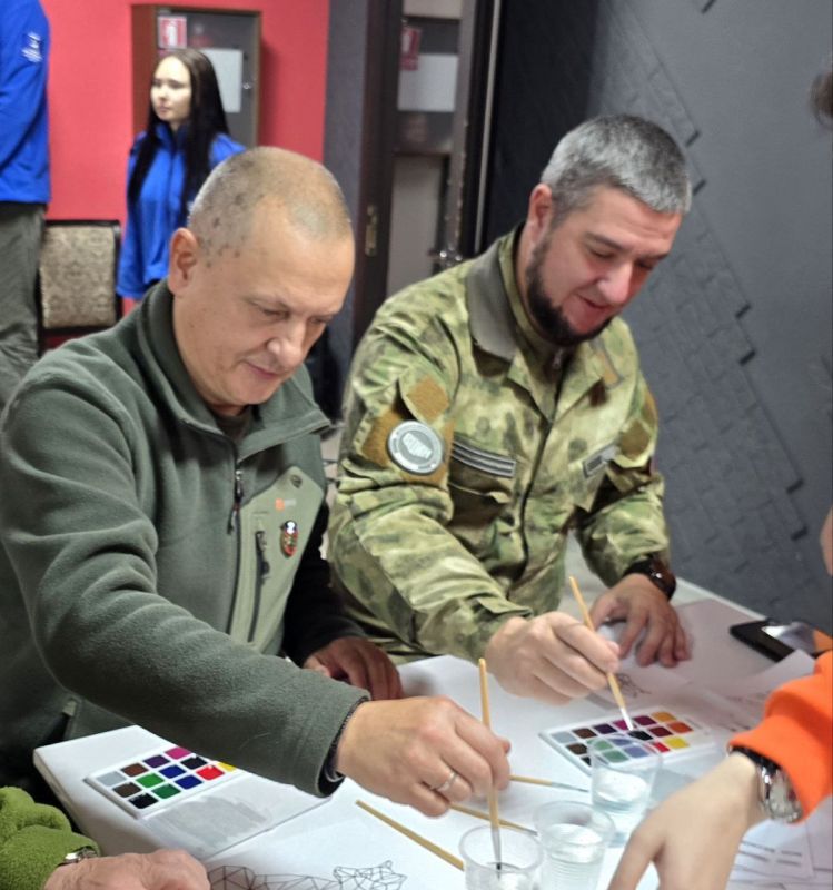 Председатель #Комитет_по_поддержке_участников_СВО Дмитрий Огилец и заместитель председателя #Комитет_по_молодежной_политике_и_патриотическому_воспитанию Александр Камышов приняли участие в открытии филиала АНО «Центр по... Председатель #Комитет_по_поддержке_участников_СВО Дмитрий Огилец и заместитель председателя #Комитет_по_молодежной_политике_и_патриотическому_воспитанию Александр Камышов приняли участие в открытии филиала АНО «Центр по...
