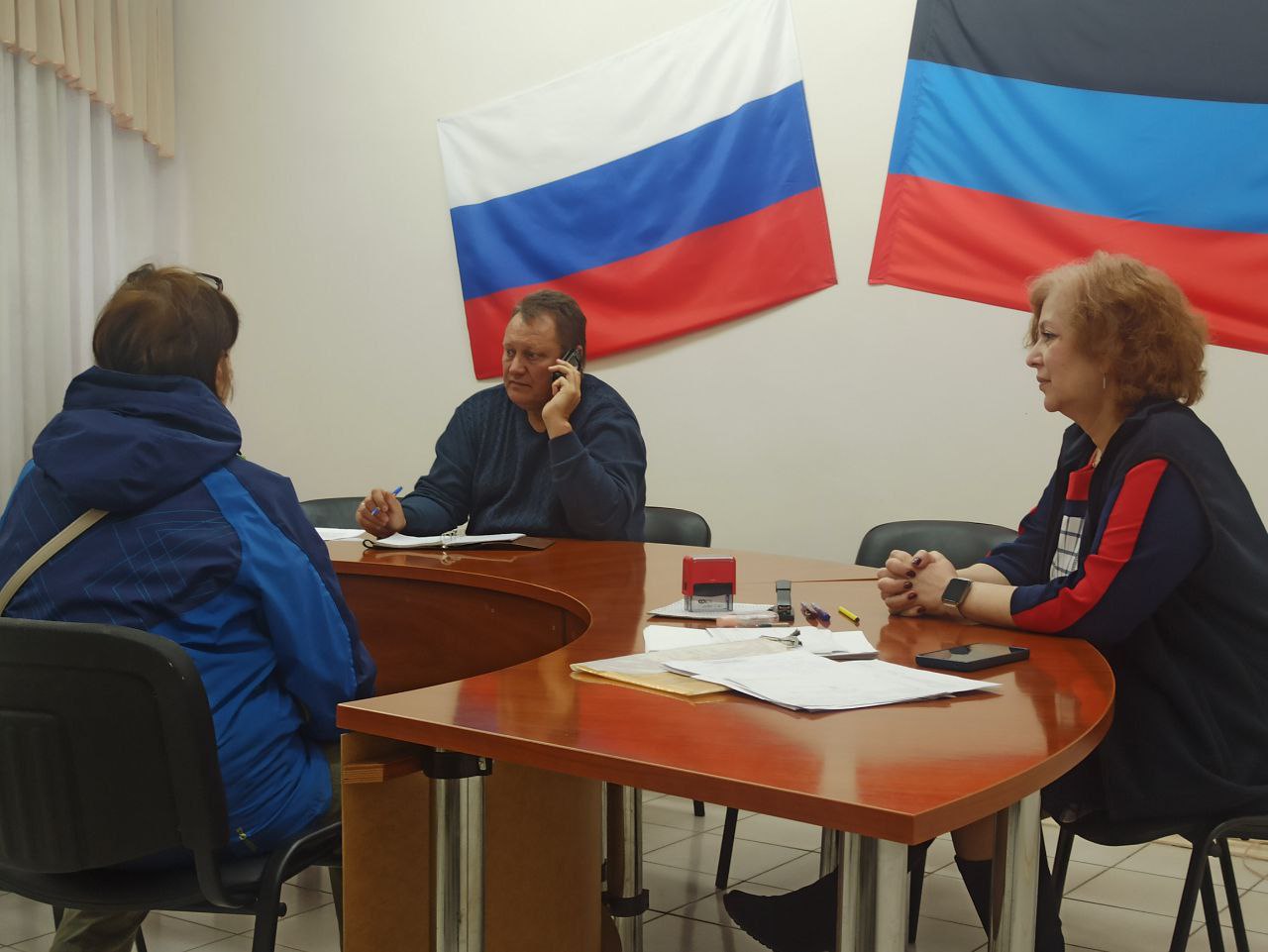 Валентин Левченко: Сегодня ко мне на прием обратились жители района, которых интересовали вопросы благоустройства многоквартирного жилого фонда, а имено: Валентин Левченко: Сегодня ко мне на прием обратились жители района, которых интересовали вопросы благоустройства многоквартирного жилого фонда, а имено: