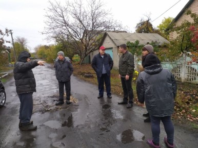 27 ,      ,        .