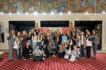 "Учит чувствовать и сопереживать": в Донецке стартовал второй этап театрального форума