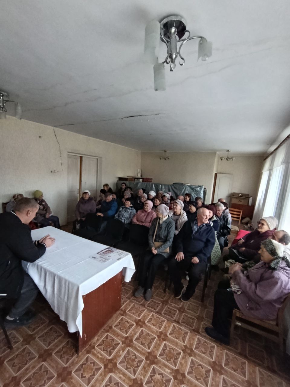 Начальник Коммунаровского отдела Кистенюк Владимир провел сход с жителями села Коммунаровка