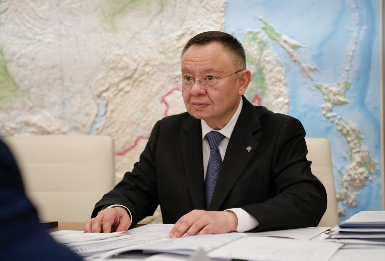 Глава Минстроя России провел рабочую встречу с Главой ДНР Глава Минстроя России провел рабочую встречу с Главой ДНР