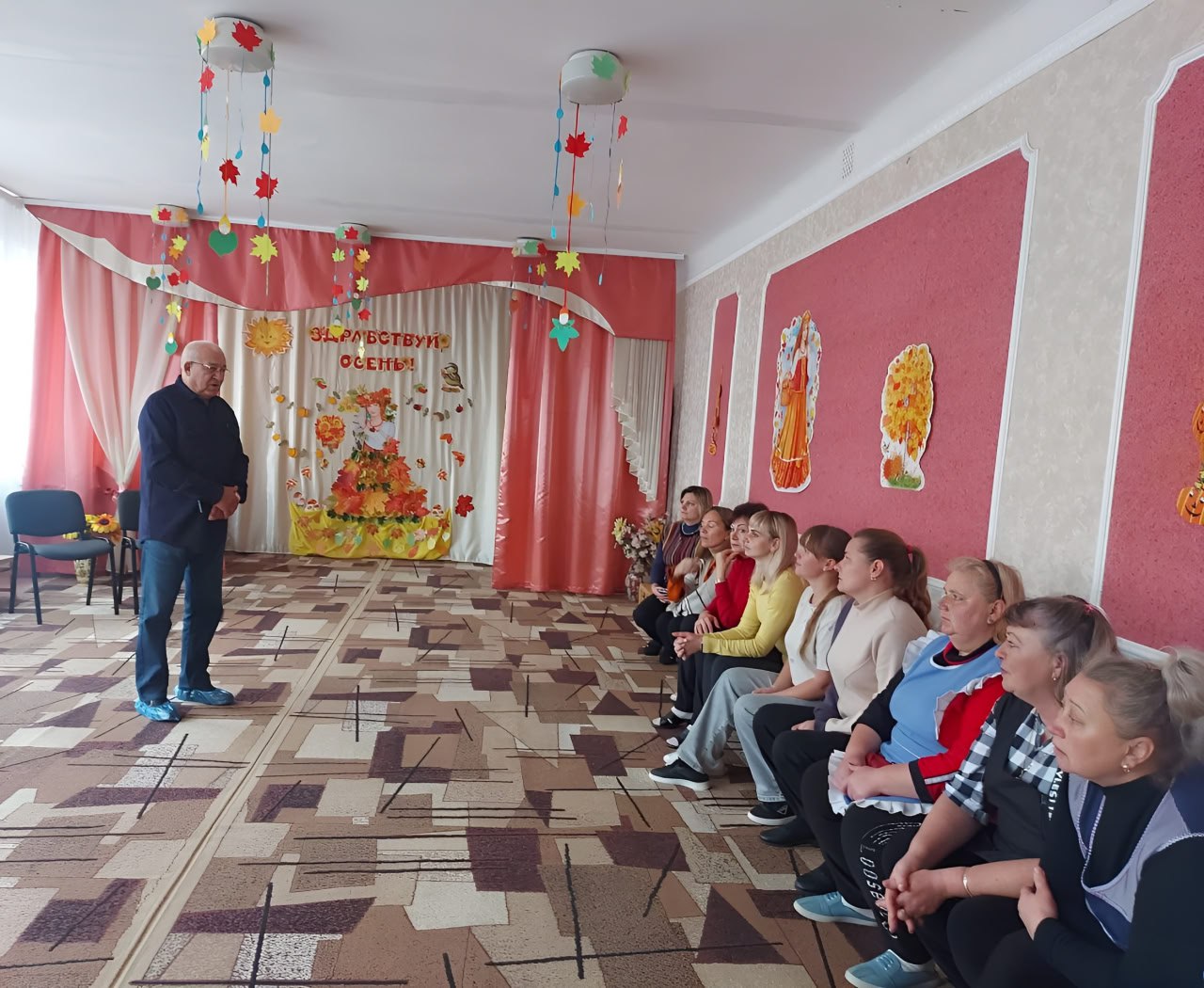 Наталья Бегуненко: По поручению Главы ДНР Дениса Пушилина в Петровском районе продолжаются встречи с населением