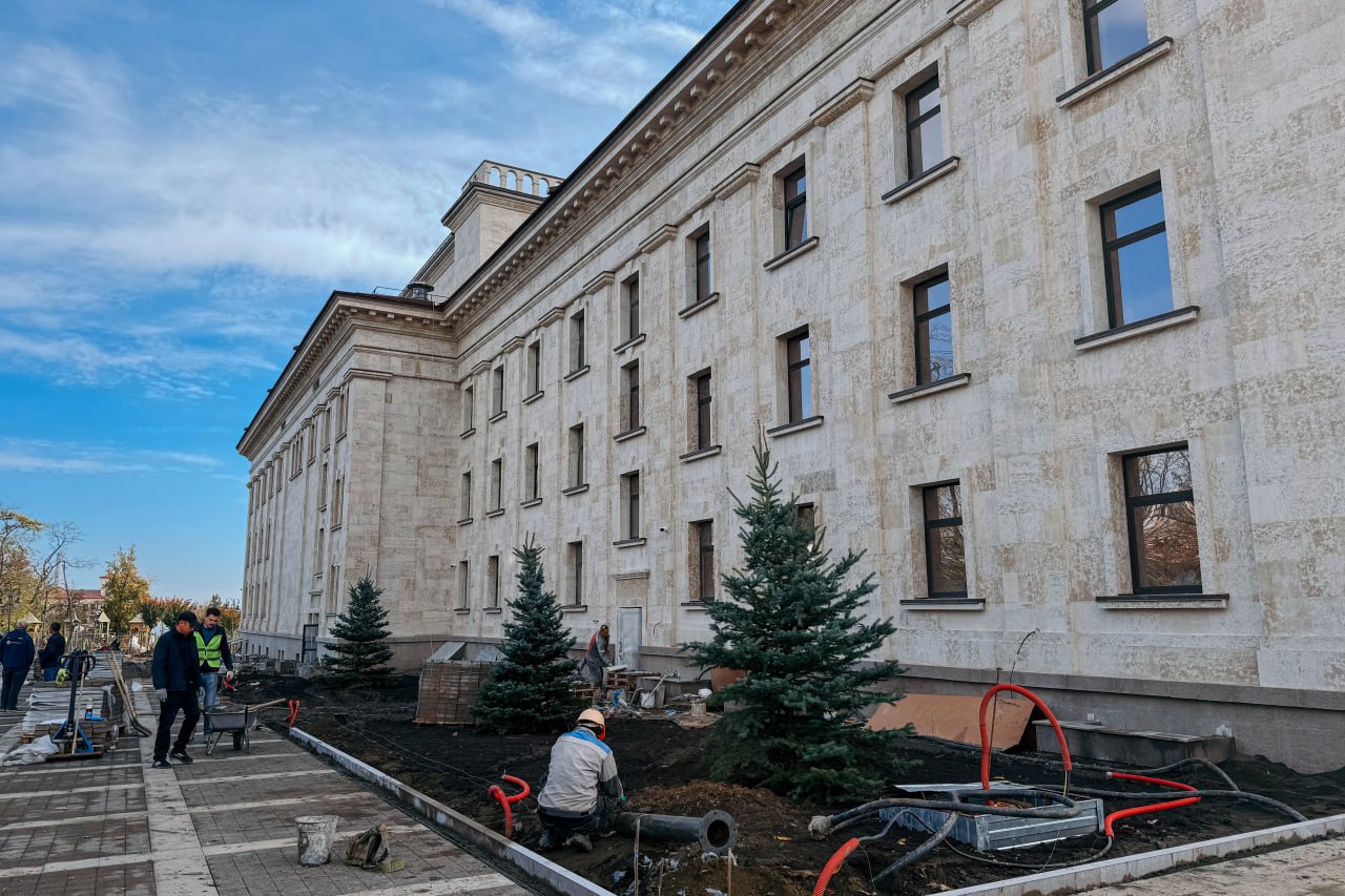 Русский драмтеатр Мариуполя — на финальной стадии восстановления Русский драмтеатр Мариуполя — на финальной стадии восстановления