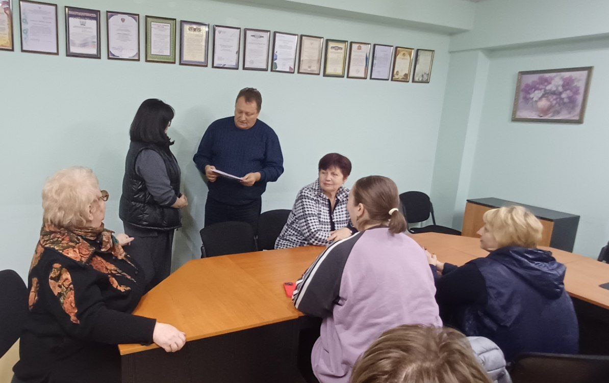 Валентин Левченко: В очередной раз сегодня встретился с замечательным коллективом Дворца молодежи «Юность» Валентин Левченко: В очередной раз сегодня встретился с замечательным коллективом Дворца молодежи «Юность»