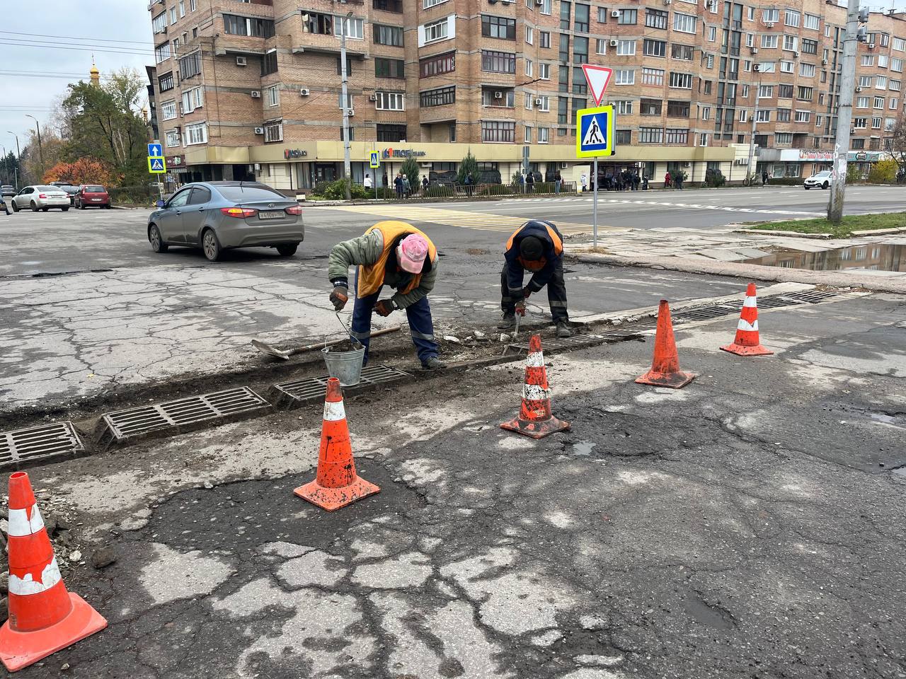 МУП «Простор» ежедневно выполняет все необходимые работы по содержанию городских улиц МУП «Простор» ежедневно выполняет все необходимые работы по содержанию городских улиц