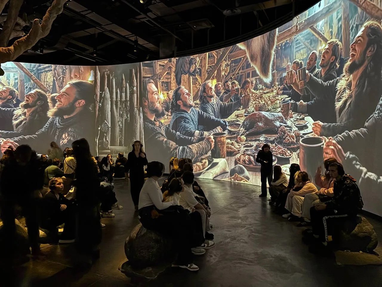 По благословению и приглашению митрополита Симферопольского и Крымского Тихона 400 школьников из ДНР получили возможность посетить «Новый Херсонес» По благословению и приглашению митрополита Симферопольского и Крымского Тихона 400 школьников из ДНР получили возможность посетить «Новый Херсонес»