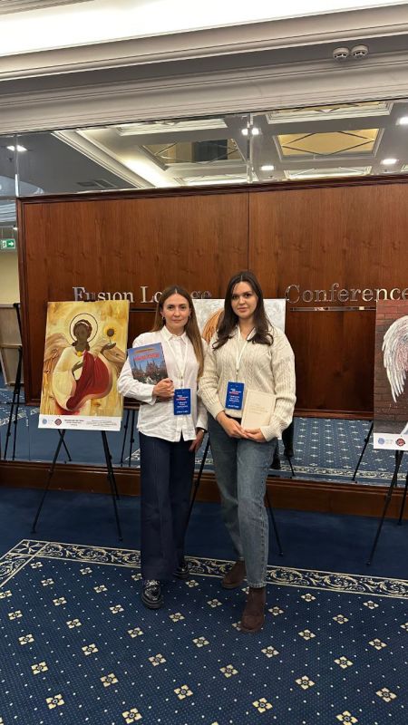 В Донецке начал работу форум российской идентичности