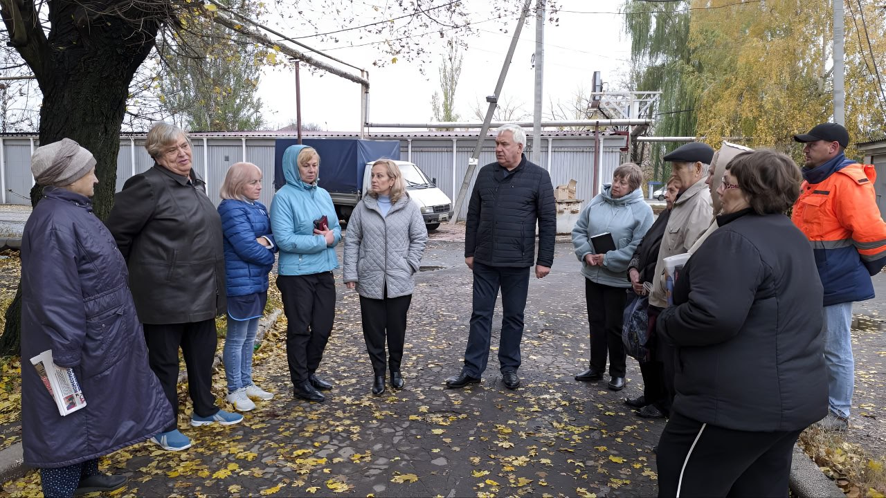 Наталья Бегуненко: По поручению Главы ДНР Дениса Пушилина в Петровском районе продолжаются встречи с населением