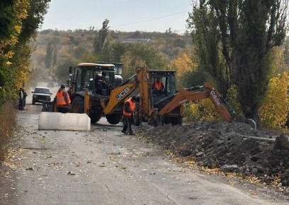 В Макеевке продолжаются работы по замене трубопровода по улице Кирова для улучшения водоснабжения жителей Горняцкого района города