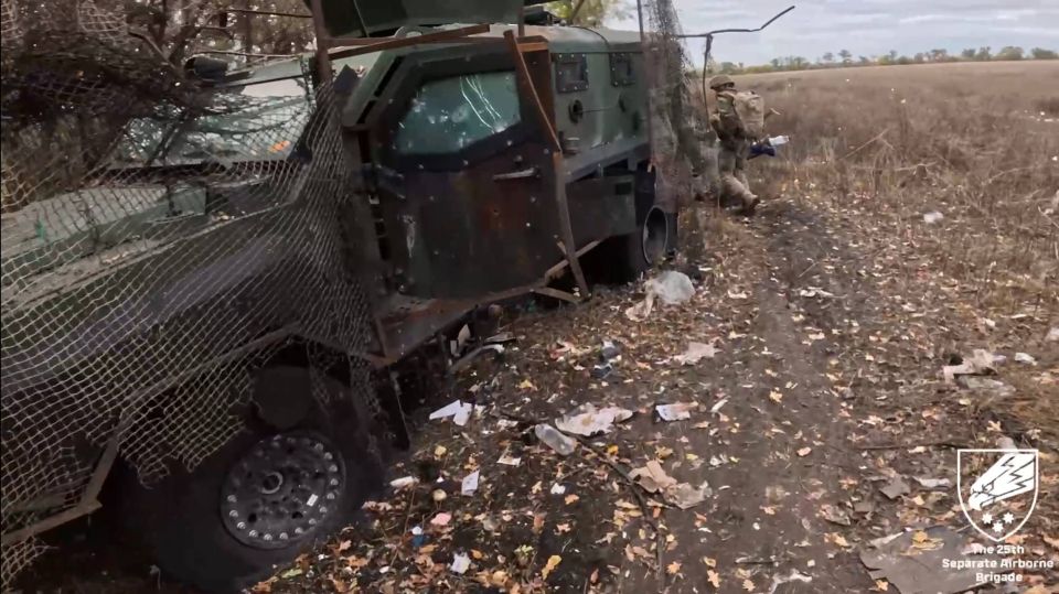Кадры, снятые противником из состава РУБАК 25-й ОДШБр ВСУ на Покровском направлении Кадры, снятые противником из состава РУБАК 25-й ОДШБр ВСУ на Покровском направлении