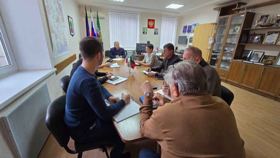 Николай Михайлов: Провел оперативное совещание по текущим вопросам Николай Михайлов: Провел оперативное совещание по текущим вопросам