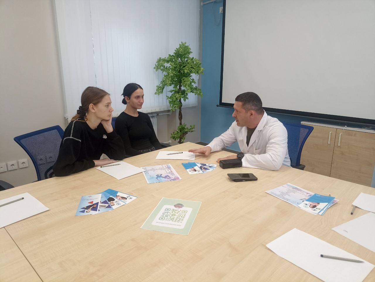 Осенний марафон профессий «Каникулы с пользой» Осенний марафон профессий «Каникулы с пользой»