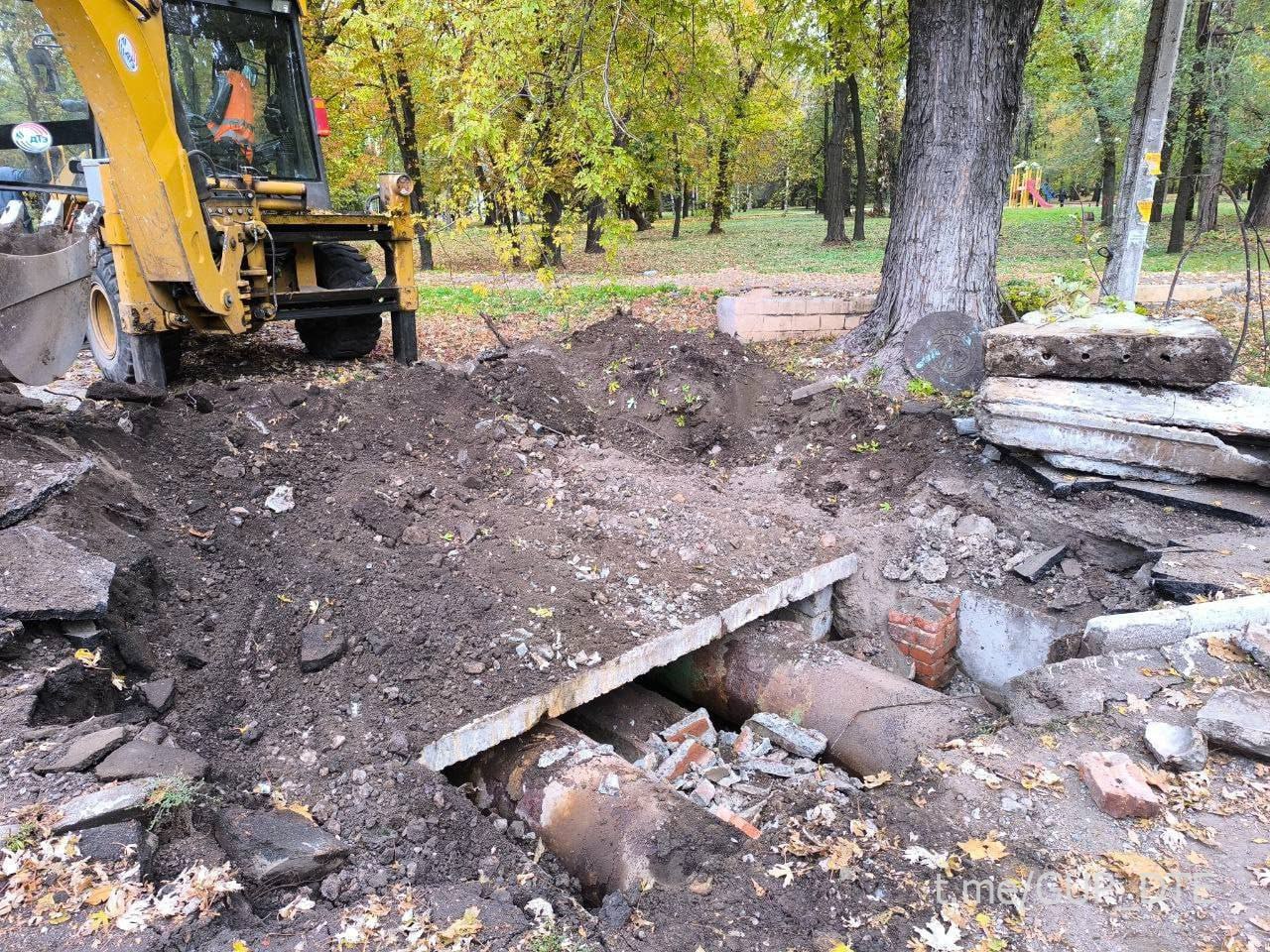 ПРОФЕССИОНАЛЬНАЯ И ОПЕРАТИВНАЯ РАБОТА АВАРИЙНЫХ БРИГАД  ФИЛИАЛА «МАКЕЕВКАТЕПЛОСЕТЬ» ПРОФЕССИОНАЛЬНАЯ И ОПЕРАТИВНАЯ РАБОТА АВАРИЙНЫХ БРИГАД  ФИЛИАЛА «МАКЕЕВКАТЕПЛОСЕТЬ»