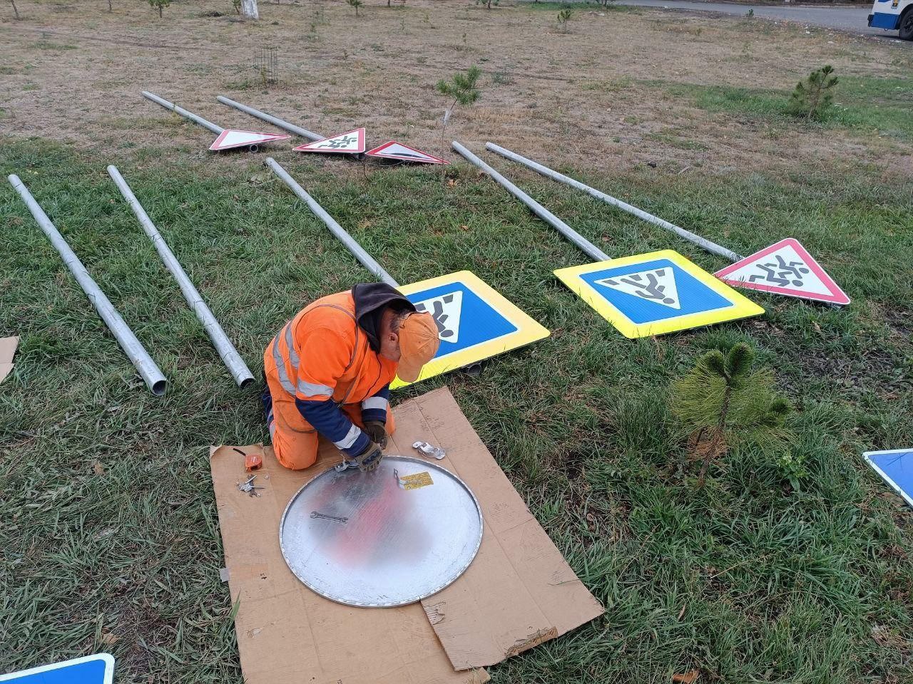 Дорожники Московской области с 2022 года восстановили в ДНР свыше 140 километров дорог Дорожники Московской области с 2022 года восстановили в ДНР свыше 140 километров дорог