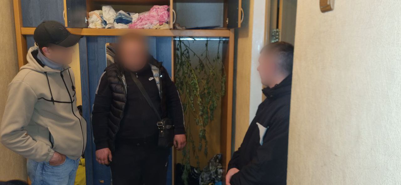 Стражи правопорядка изъяли несколько килограммов наркотиков у жителя столицы Республики Стражи правопорядка изъяли несколько килограммов наркотиков у жителя столицы Республики