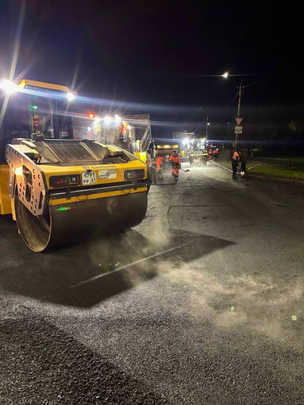 Александр Бондаренко: В рамках восстановления улично-дорожной сети Донецка в текущем году отремонтируем ещё два объекта - Моспинское шоссе и дорогу на с. Темрюки и с. Гришки Александр Бондаренко: В рамках восстановления улично-дорожной сети Донецка в текущем году отремонтируем ещё два объекта - Моспинское шоссе и дорогу на с. Темрюки и с. Гришки