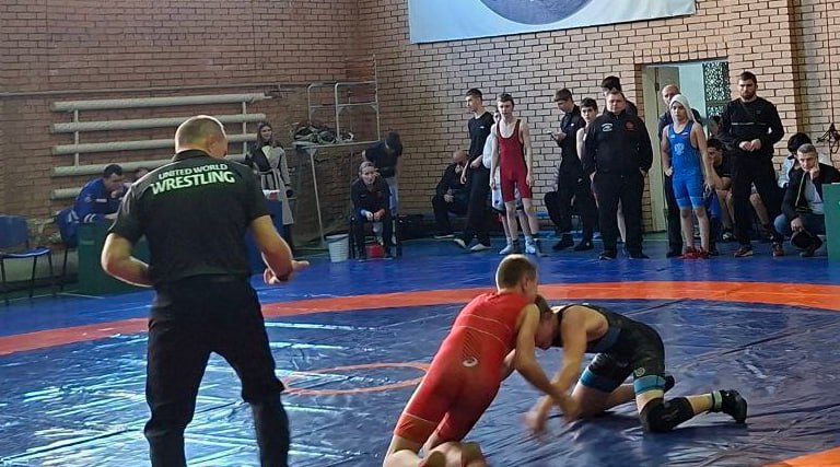 26 октября, в Донецке прошли Открытые Республиканские соревнования по вольной борьбе, посвящённые защитникам Донбасса на призы интернациональной бригады "Пятнашка"