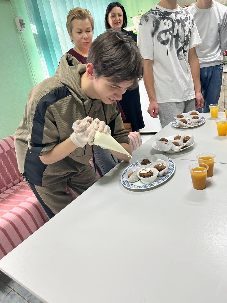 «Профессиональные пробы школьников» в рамках акции "Учиться в Донбассе" и проекта "Ура, каникулы" «Профессиональные пробы школьников» в рамках акции "Учиться в Донбассе" и проекта "Ура, каникулы"